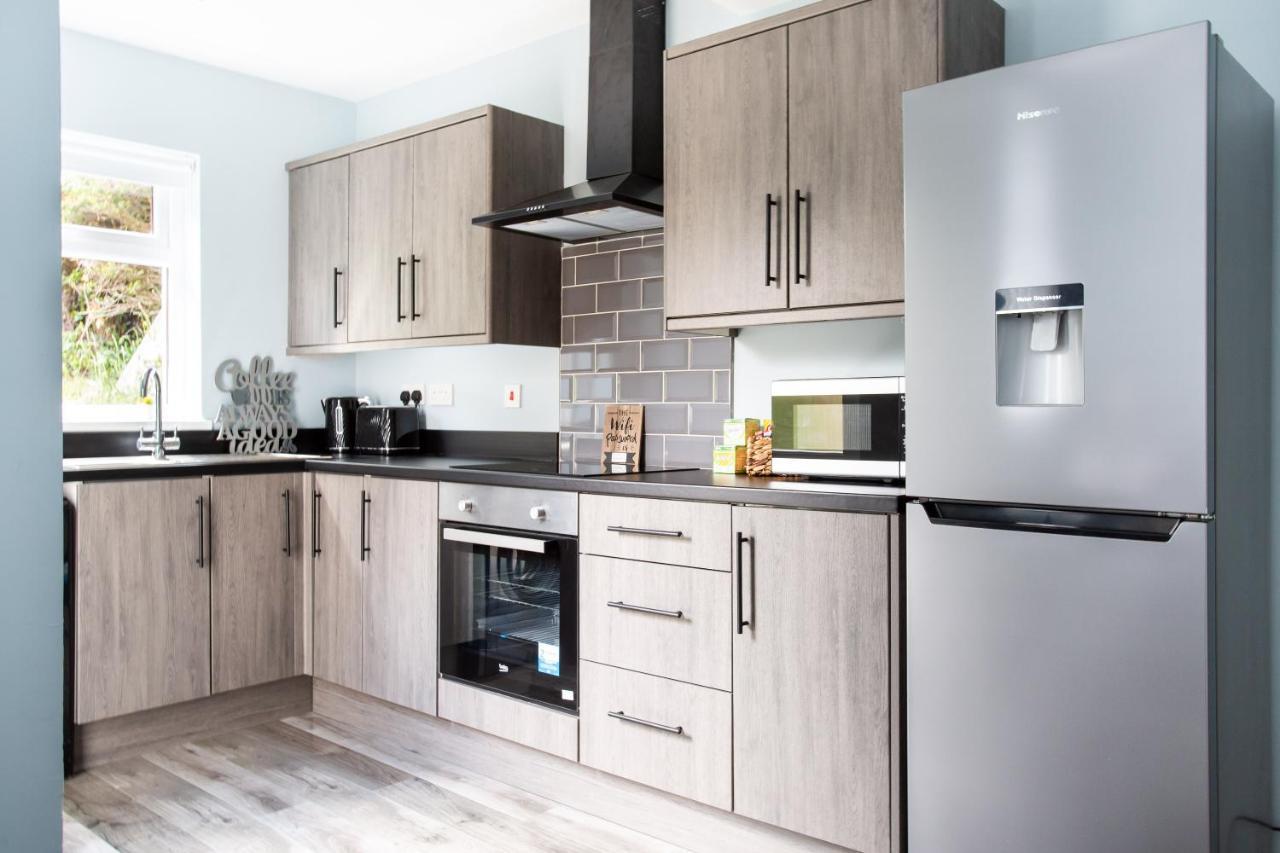 Fully Refurbished North Belfast Home 3 エクステリア 写真